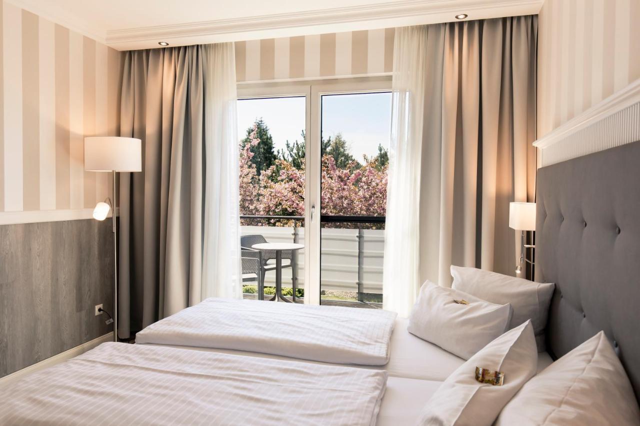 Resort Hotel IV Jahreszeiten Цингст Екстериор снимка