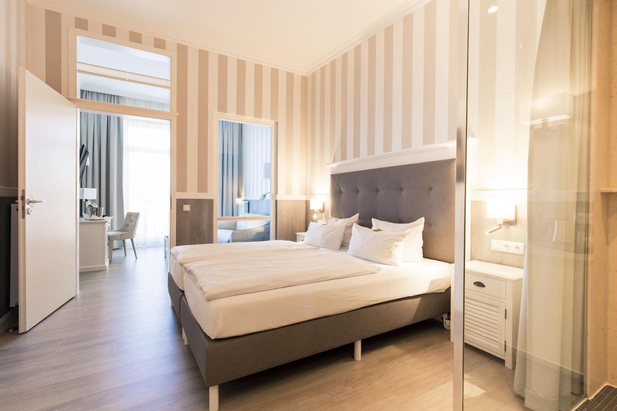 Resort Hotel IV Jahreszeiten Цингст Екстериор снимка